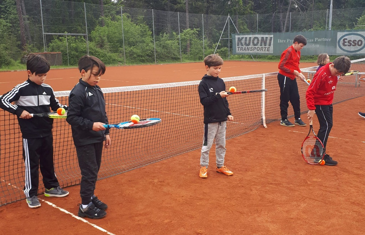 20-21-tennis-03.jpg